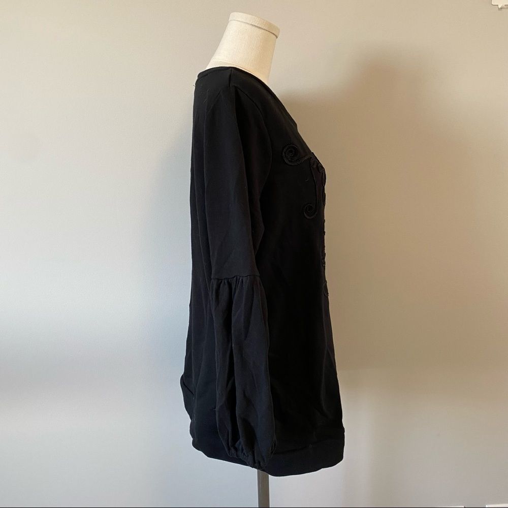 Love & Legend Black Crew Neck Sweatshirt 1X Black Floral Applique - Picture 5 of 11